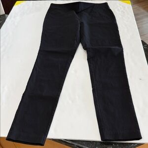 Michael Kors size medium pants/leggings. Worn maybe twice. Black